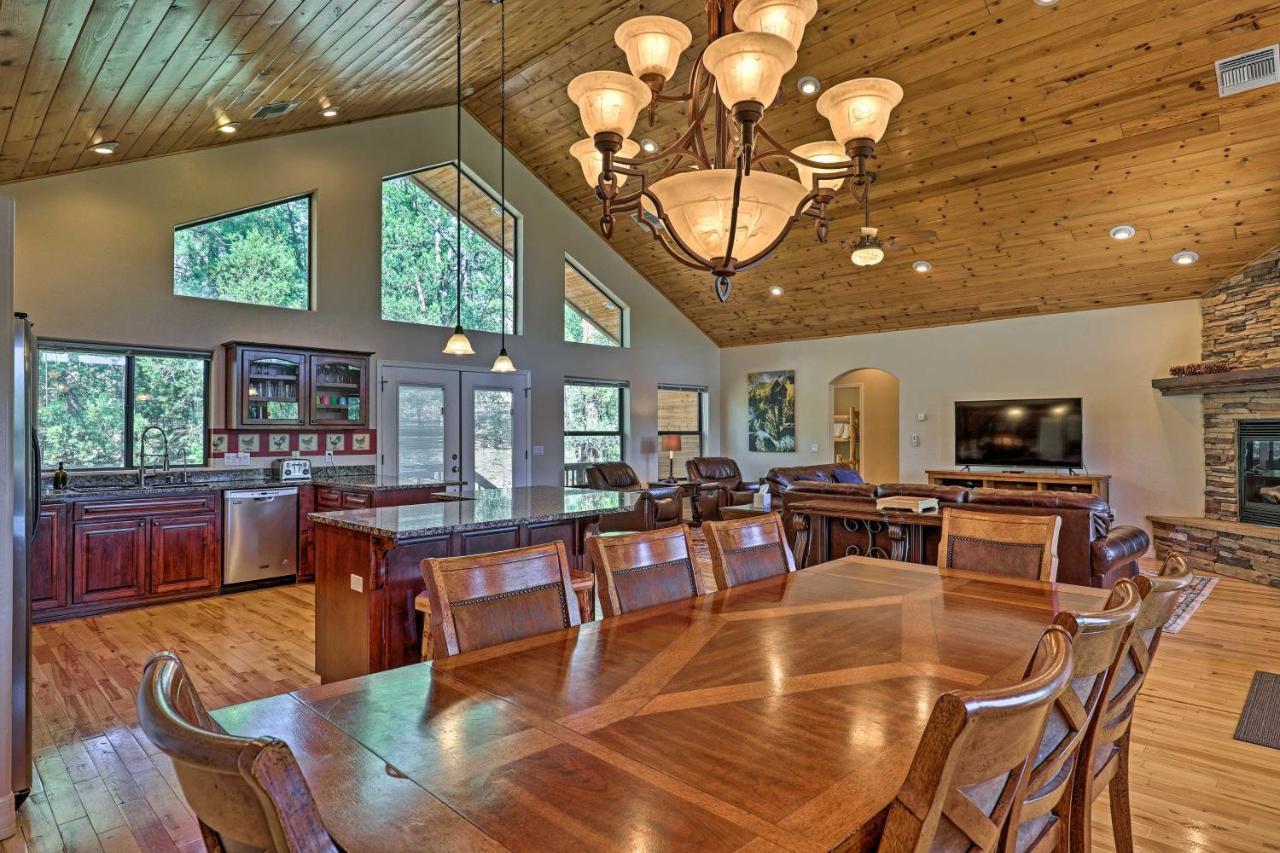 Serene Lakeside Cabin With Decks And Edler Lake Views! Pinetop-Lakeside Exterior foto