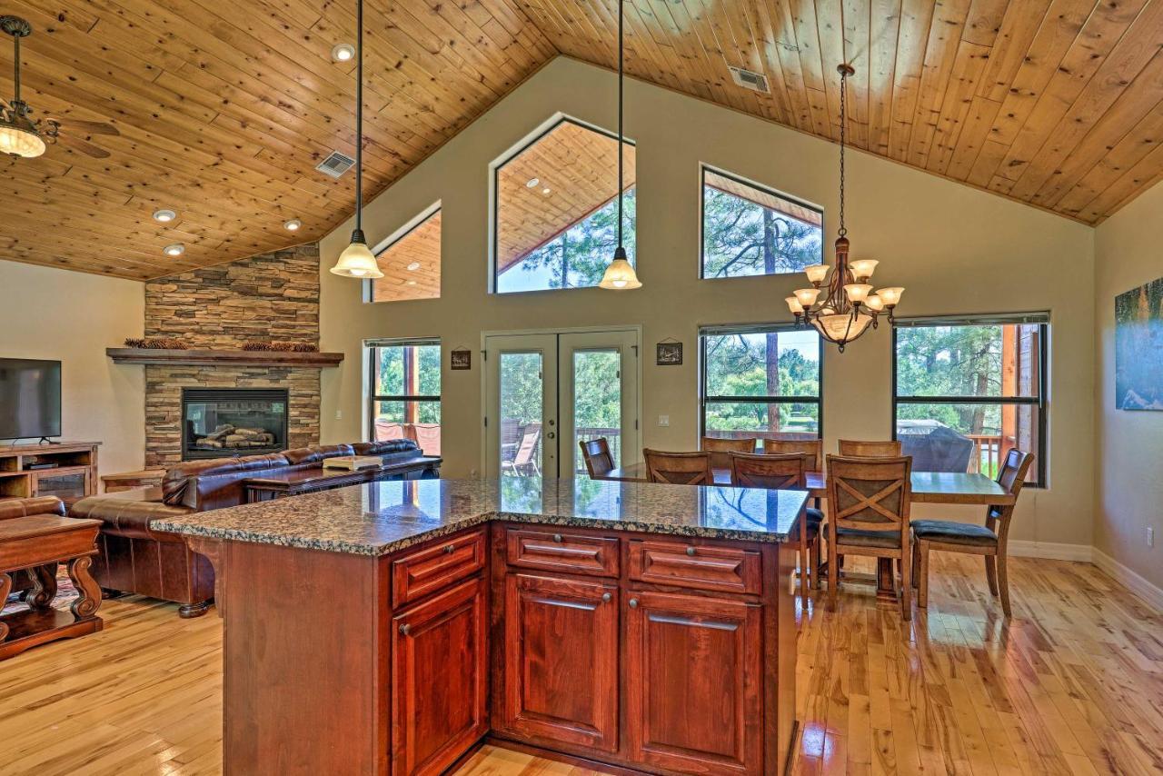 Serene Lakeside Cabin With Decks And Edler Lake Views! Pinetop-Lakeside Exterior foto