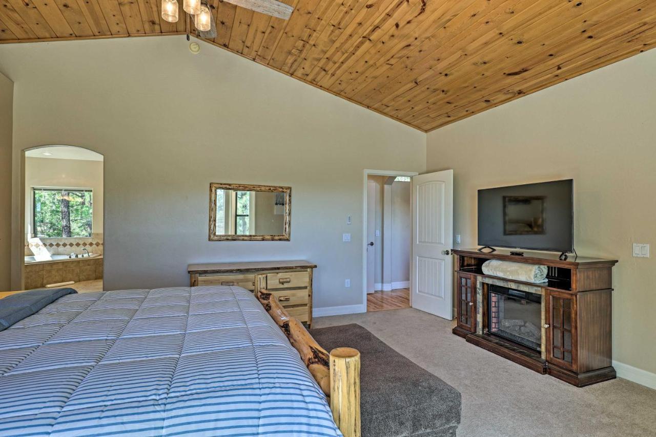 Serene Lakeside Cabin With Decks And Edler Lake Views! Pinetop-Lakeside Exterior foto
